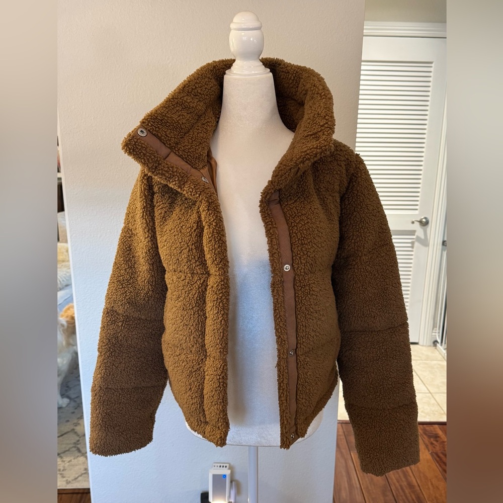 Abercrombie & Fitch Tan Teddy Jacket